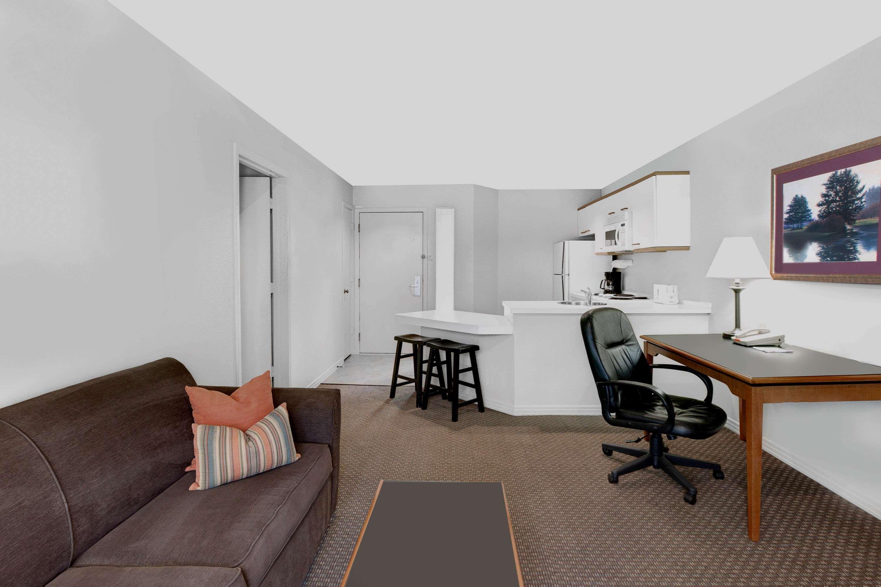 Value Suites Extended Stay - أرلينغتون المظهر الخارجي الصورة