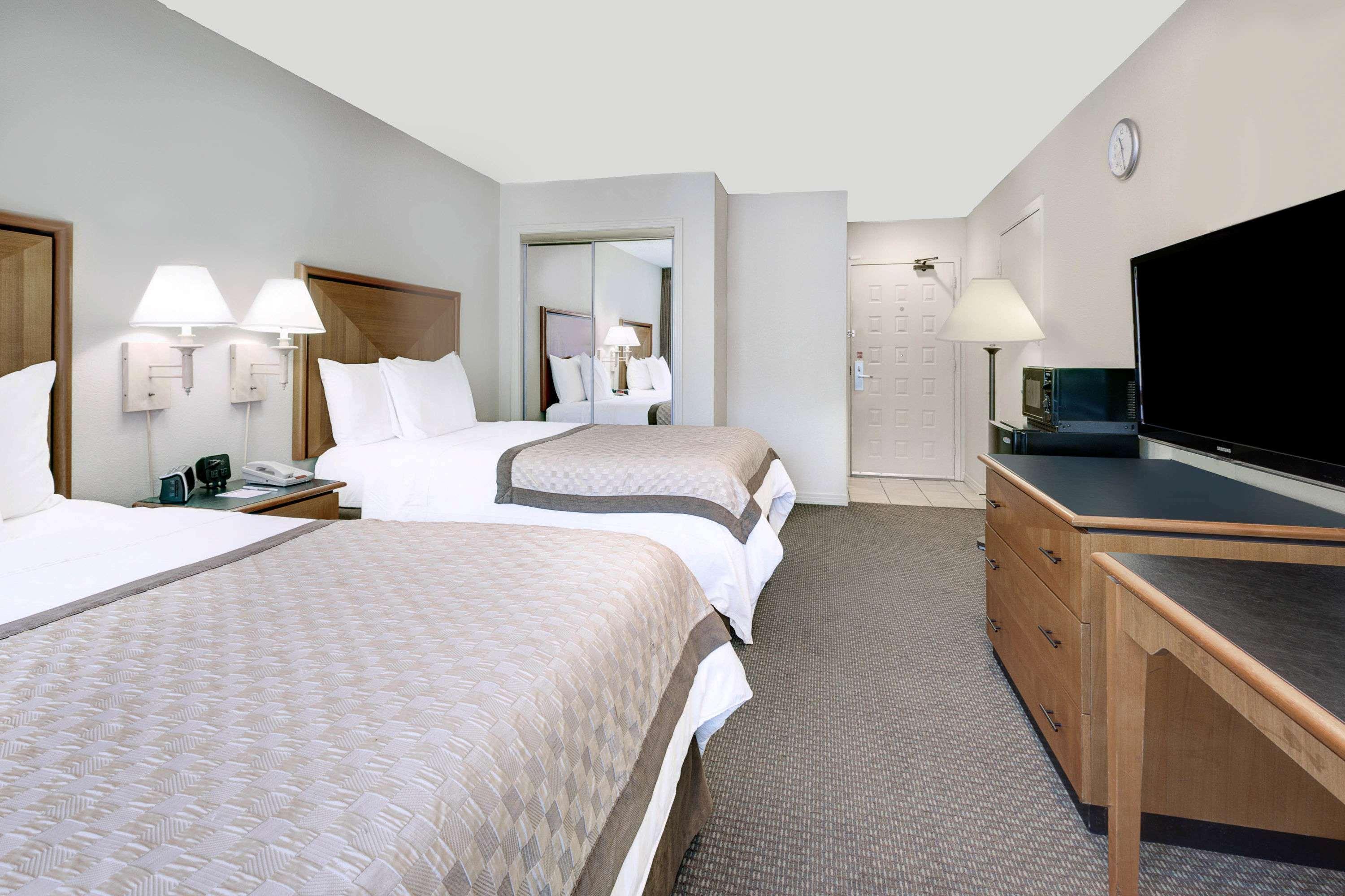 Value Suites Extended Stay - أرلينغتون المظهر الخارجي الصورة